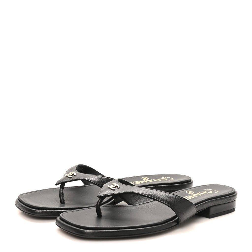 Lambskin CC Thong Sandals 37 Black