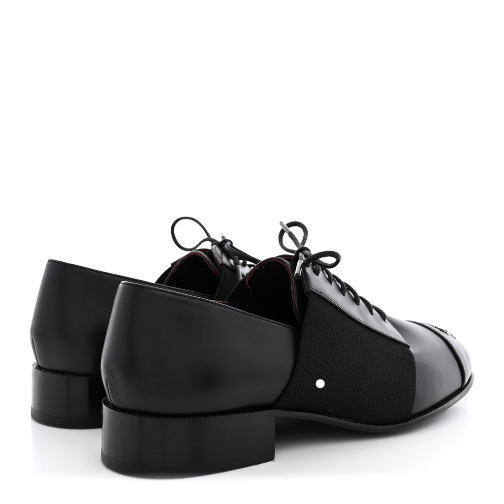 Calfskin Elastic Lace Up Cap Toe CC Loafers 36 Black