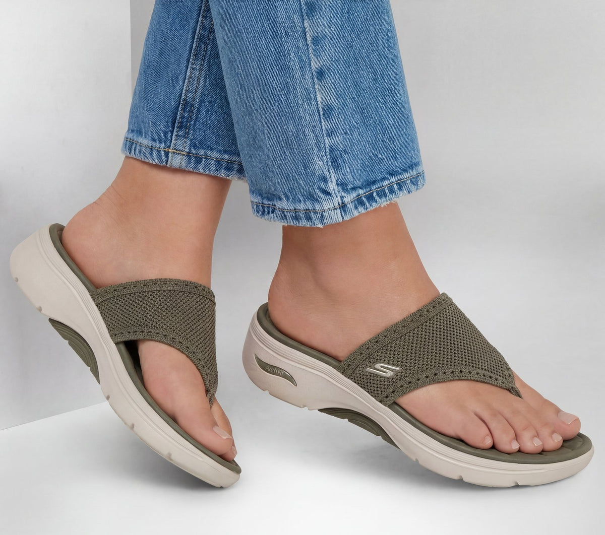 GO WALK Arch Fit 2.0 Sandal - Ashley