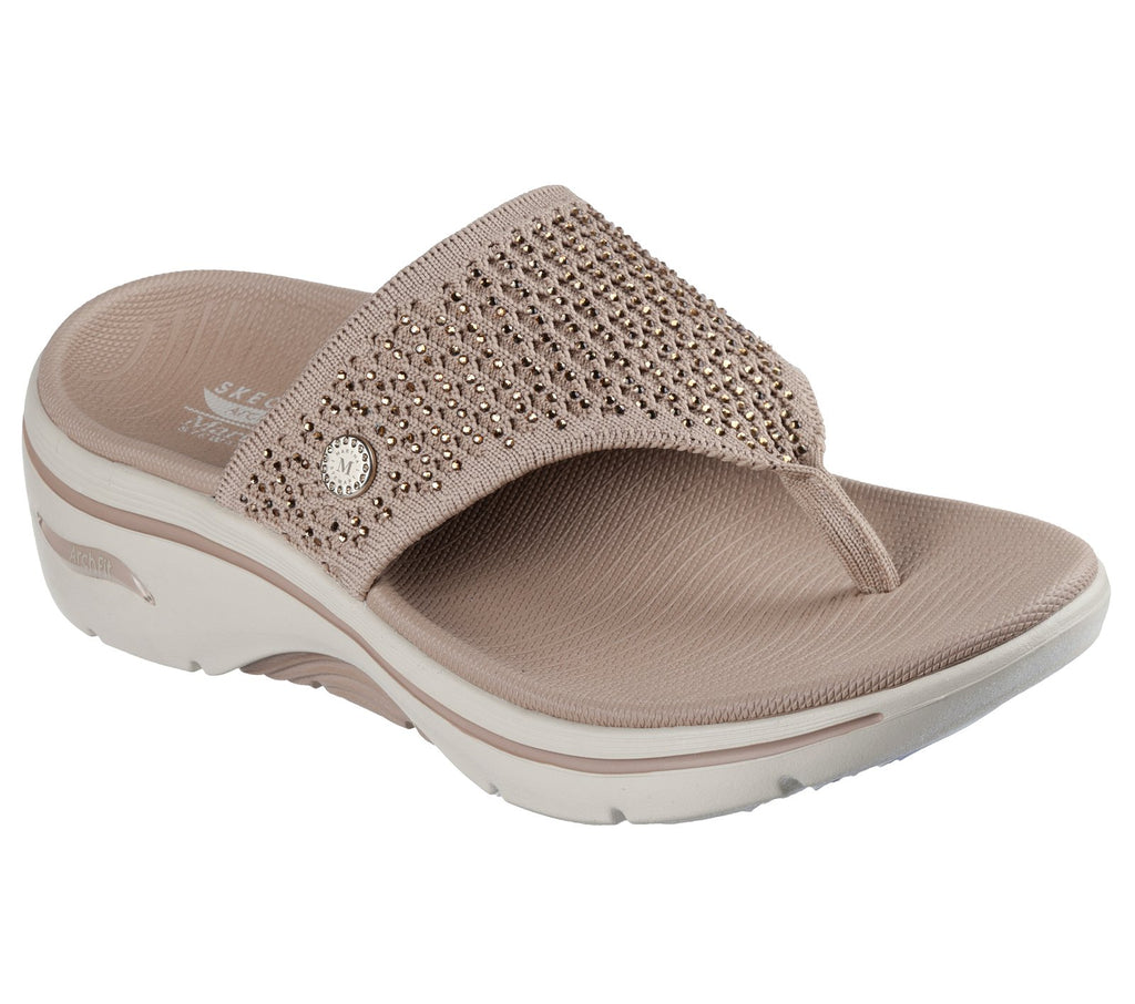 Martha Stewart: GO WALK Arch Fit 2.0 - Illuminating