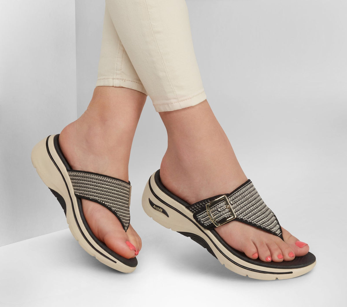 GO WALK Arch Fit 2.0 Sandal - Resort Day