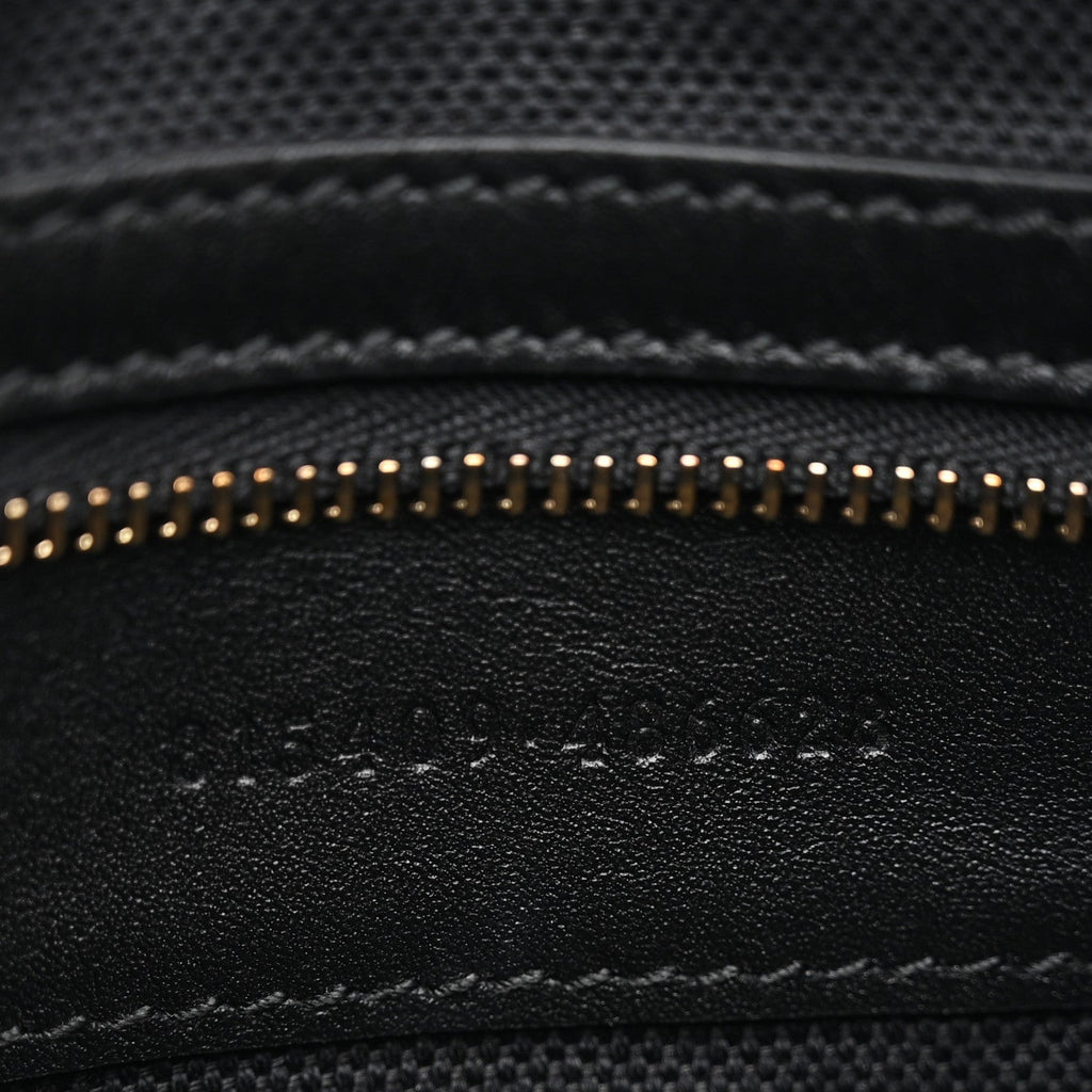 GG Grainy Calfskin Emblem Small Half Moon Shoulder Black