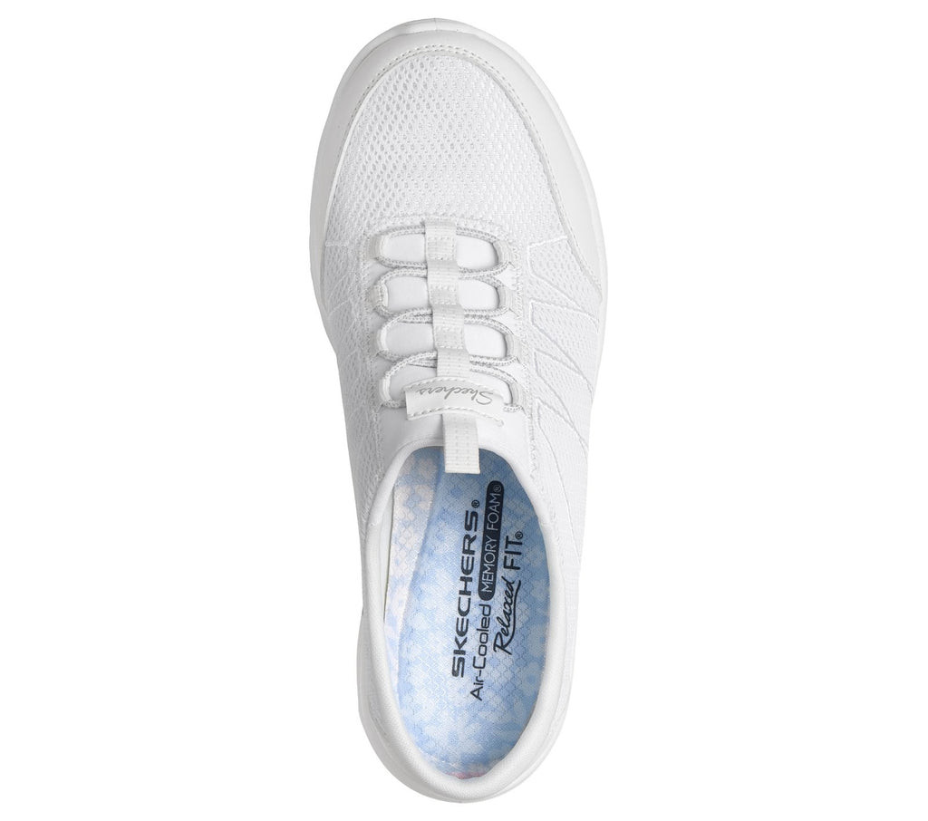 Relaxed Fit: Glide-Step Comfort