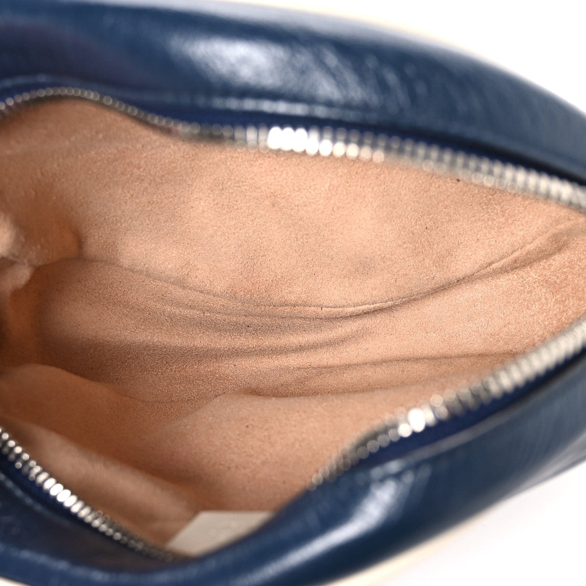 Azalea Calfskin Matelasse Diagonal Mini Torchon GG Marmont Round Shoulder Bag Blue Agata Mystic White