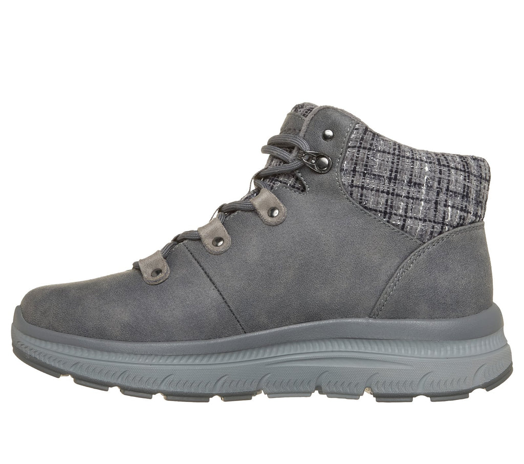 Relaxed Fit: Summits Plus Boot - Fierce Instincts