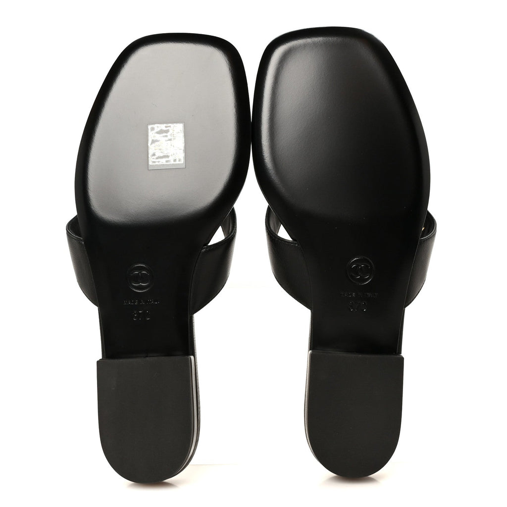 Lambskin CC Thong Sandals 37 Black