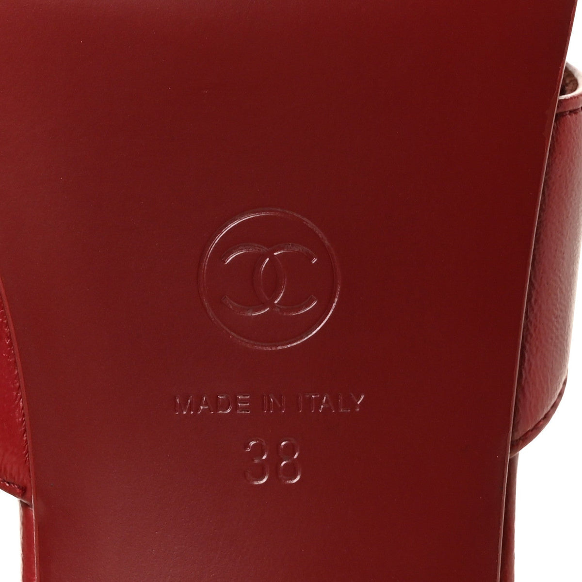 Lambskin CC Thong Sandals 38 Burgundy
