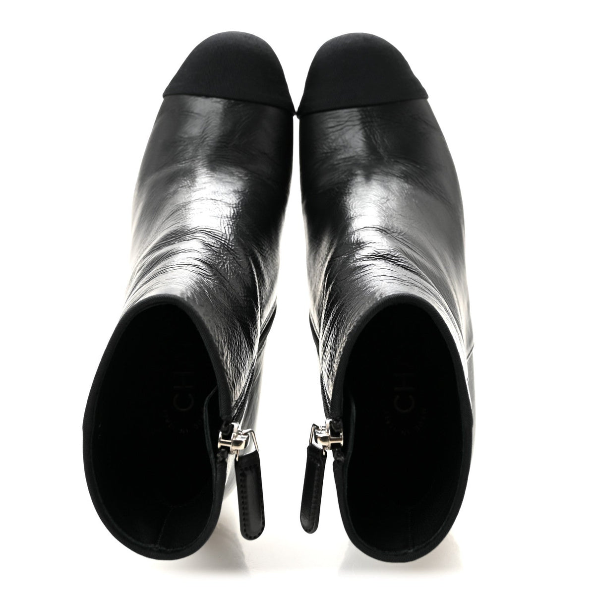 Crumpled Calfskin Cap Toe Chain Short Boots 35 Black
