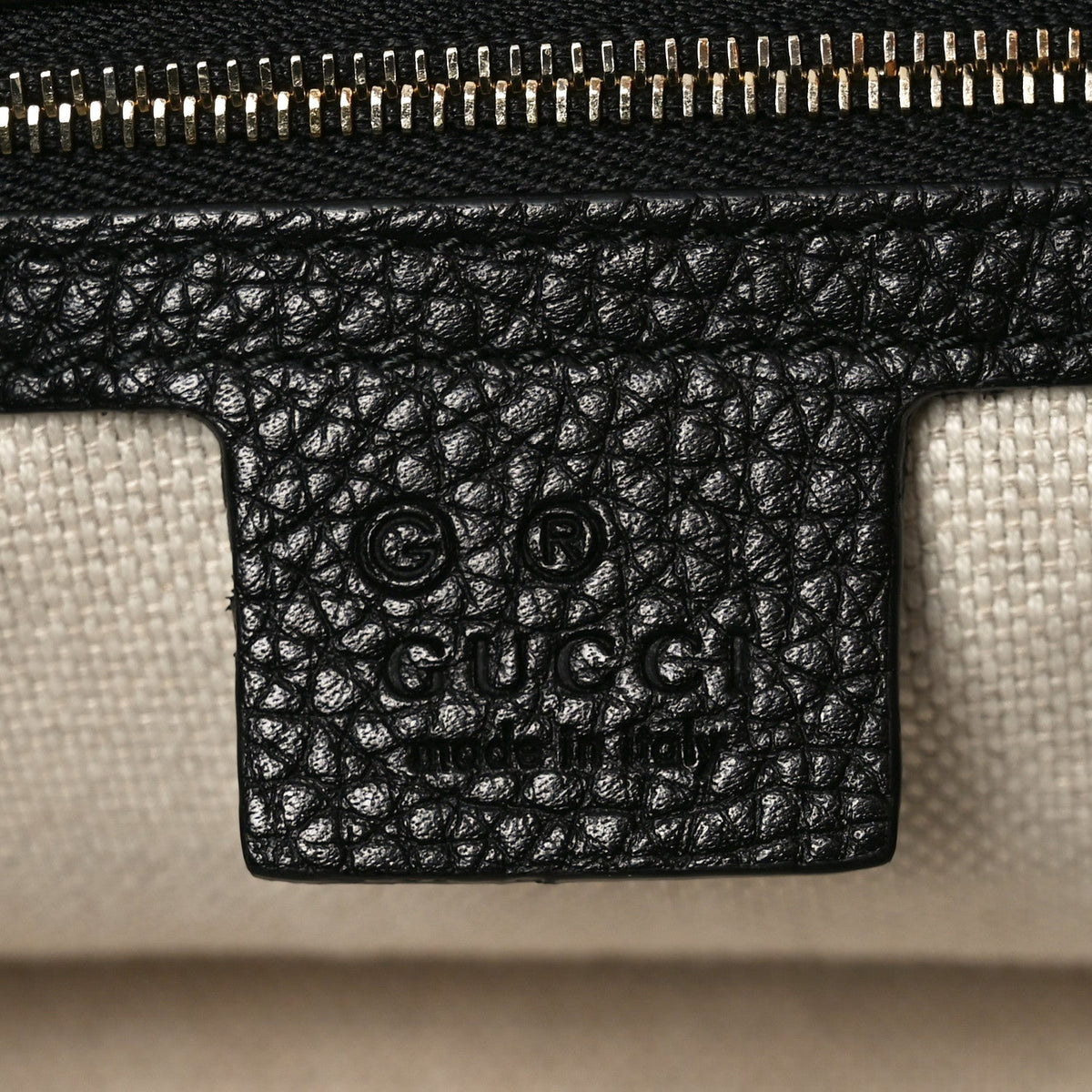 Pebbled Calfskin Large Soho Hobo Black