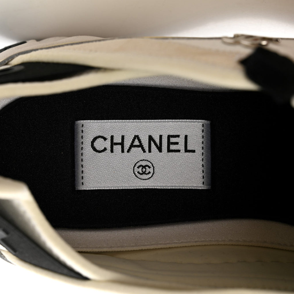 Velvet Calfskin Mixed Fibers Mens CC Sneakers 43 Ivory Black