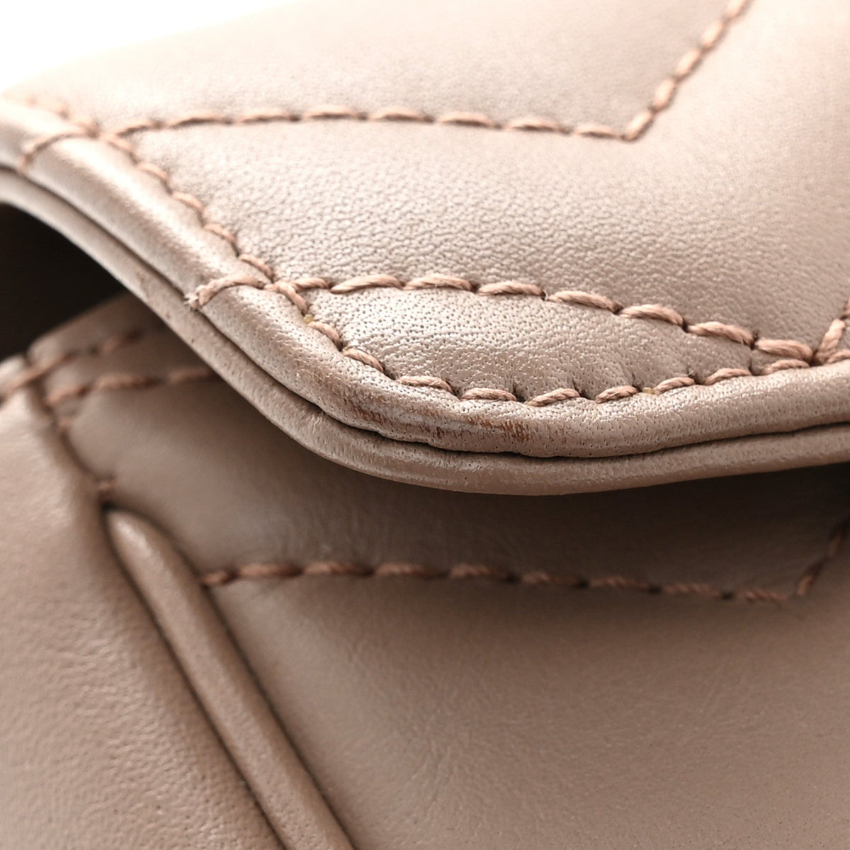 Calfskin Matelasse Super Mini GG Marmont Shoulder Bag Porcelain Rose