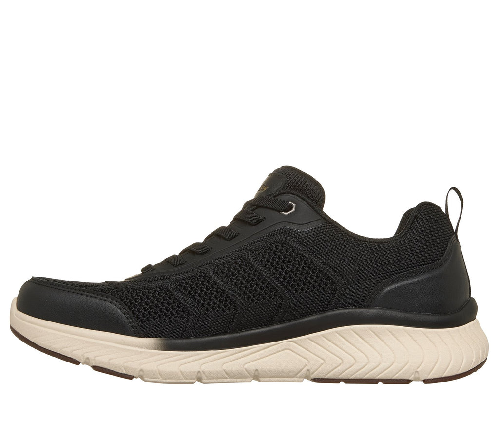 Relaxed Fit: Arch Fit Crosser - Esmond