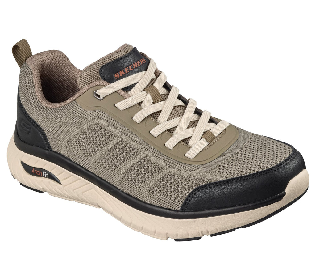 Relaxed Fit: Arch Fit Crosser - Esmond