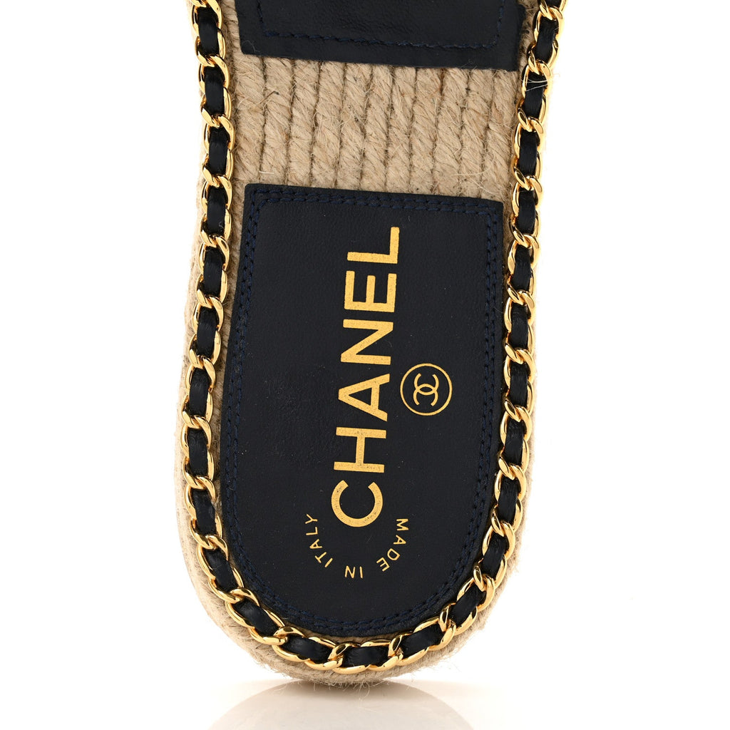 Lambskin Quilted CC Chain Espadrille Mules 38 Black Navy