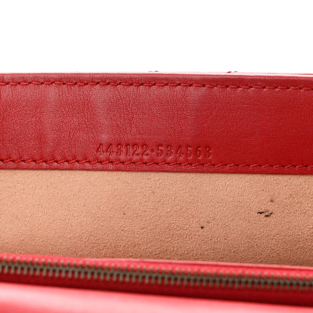 Calfskin Matelasse Mini GG Marmont Chain Wallet Hibiscus Red