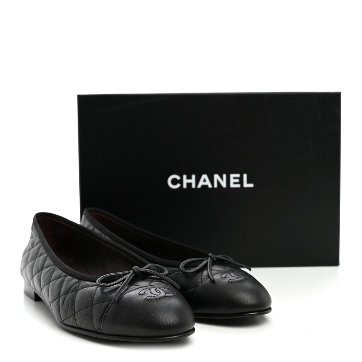 Aged Calfskin Quilted CC Cap Toe Ballerina Flats 41 Black