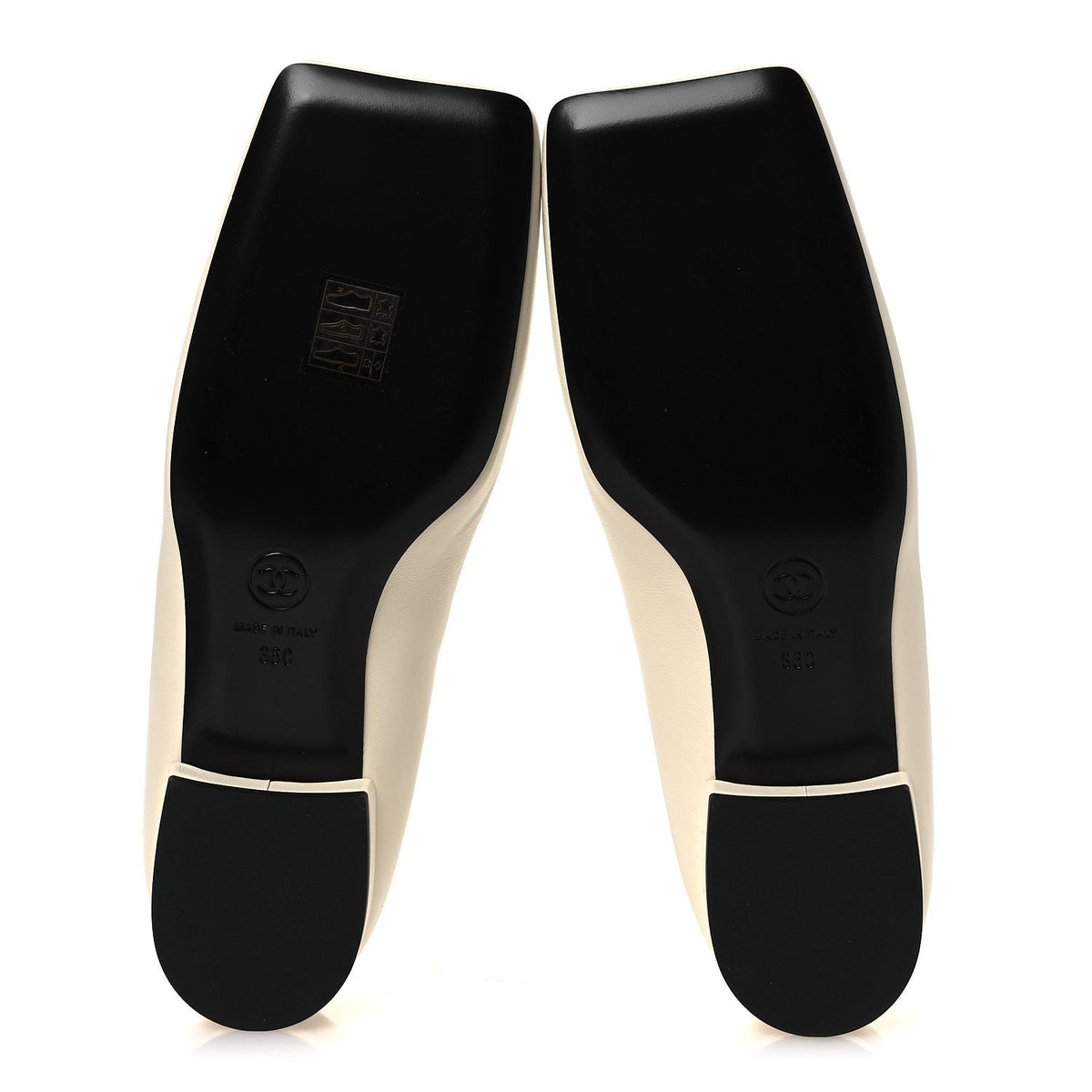 Lambskin Turnlock CC Ballet Flats 36 Ivory Black