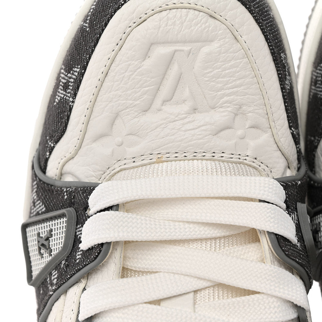 Calfskin Embossed Monogram Denim Mens LV Trainer Sneakers 5.5 Grey