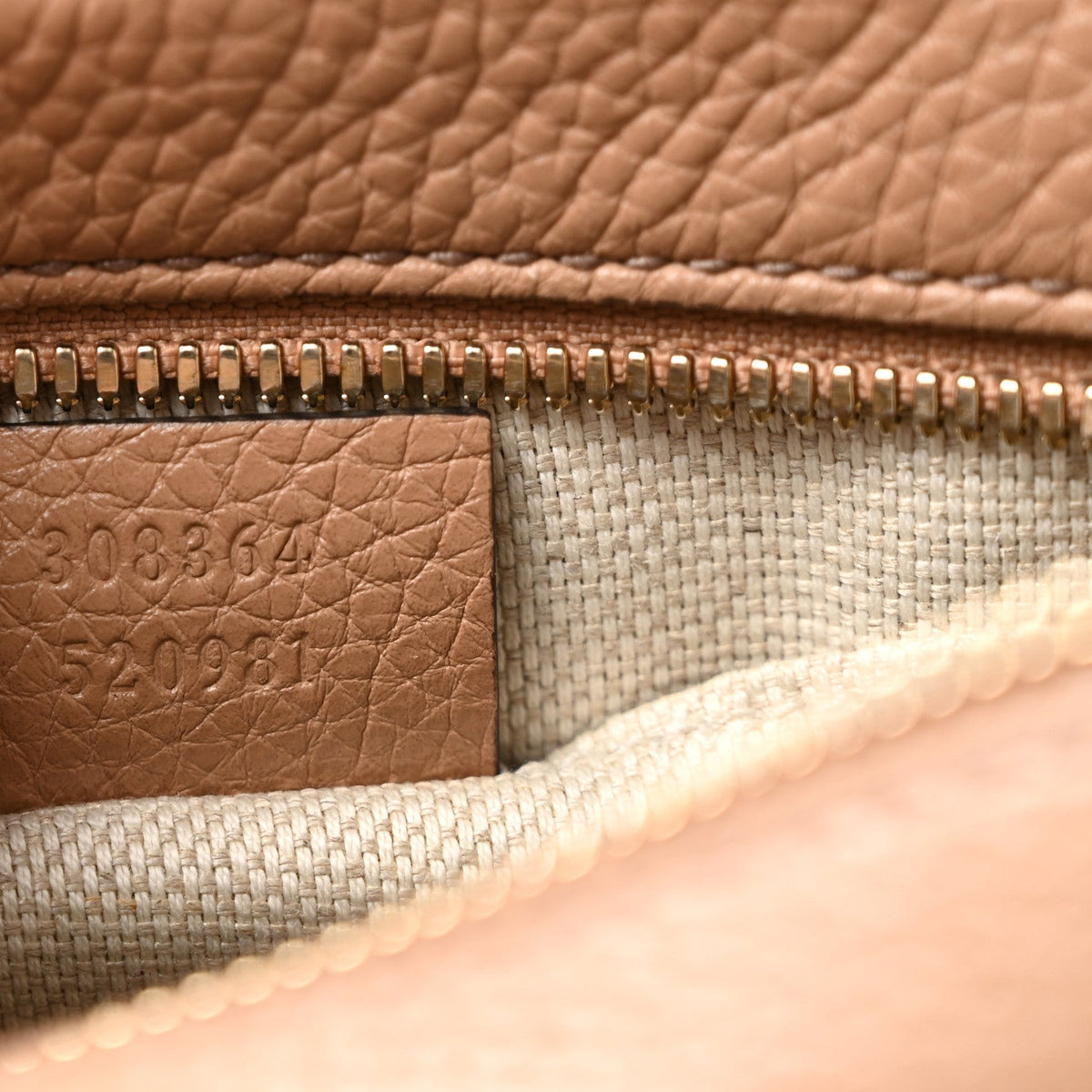 Pebbled Calfskin Small Soho Disco Bag Camelia