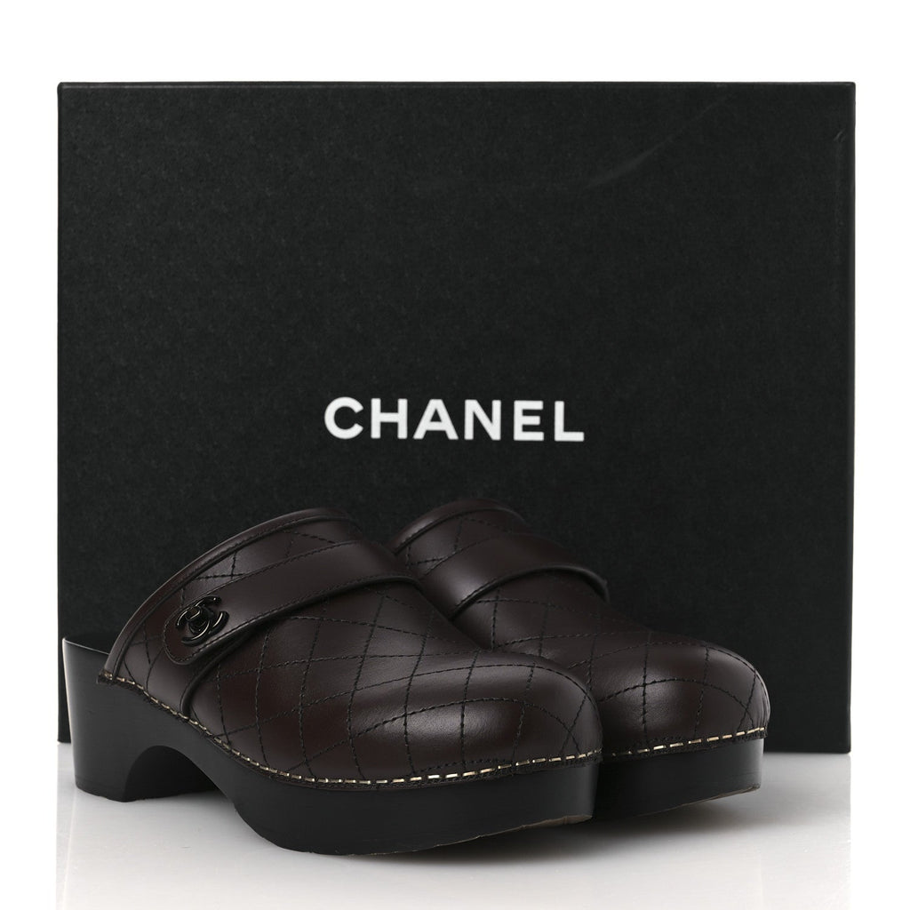 Calfskin CC Turn Lock Clogs 36 Dark Brown