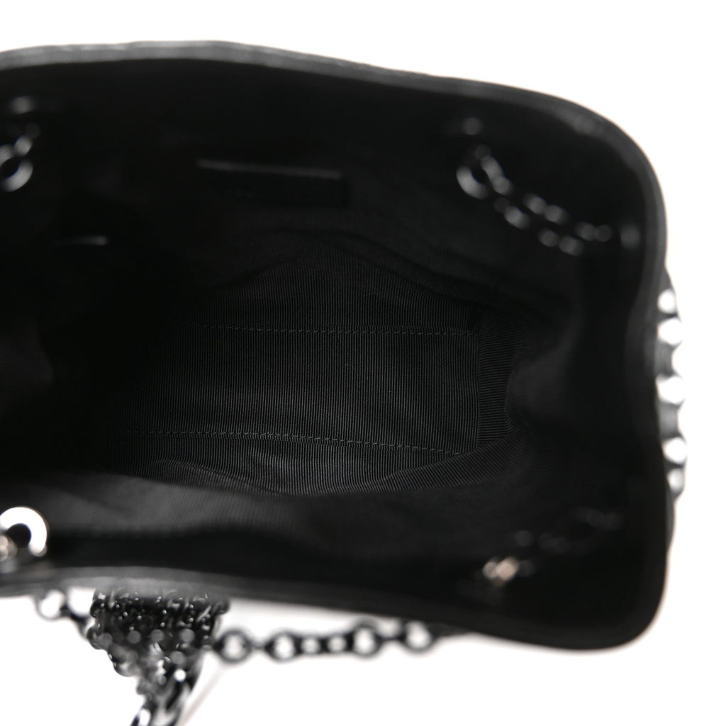Calfskin Matelasse Monochrome Nano GG Marmont Bucket Bag Black