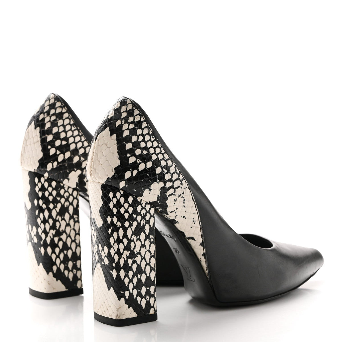 Calfskin Snakeskin Embossed Matchmake Pumps 35 Black White