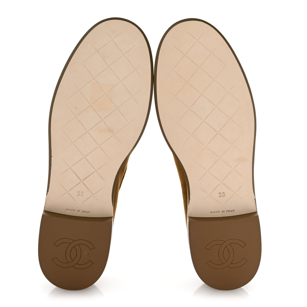 Suede Kidskin Quilted CC Turnlock Loafers 38 Light Brown