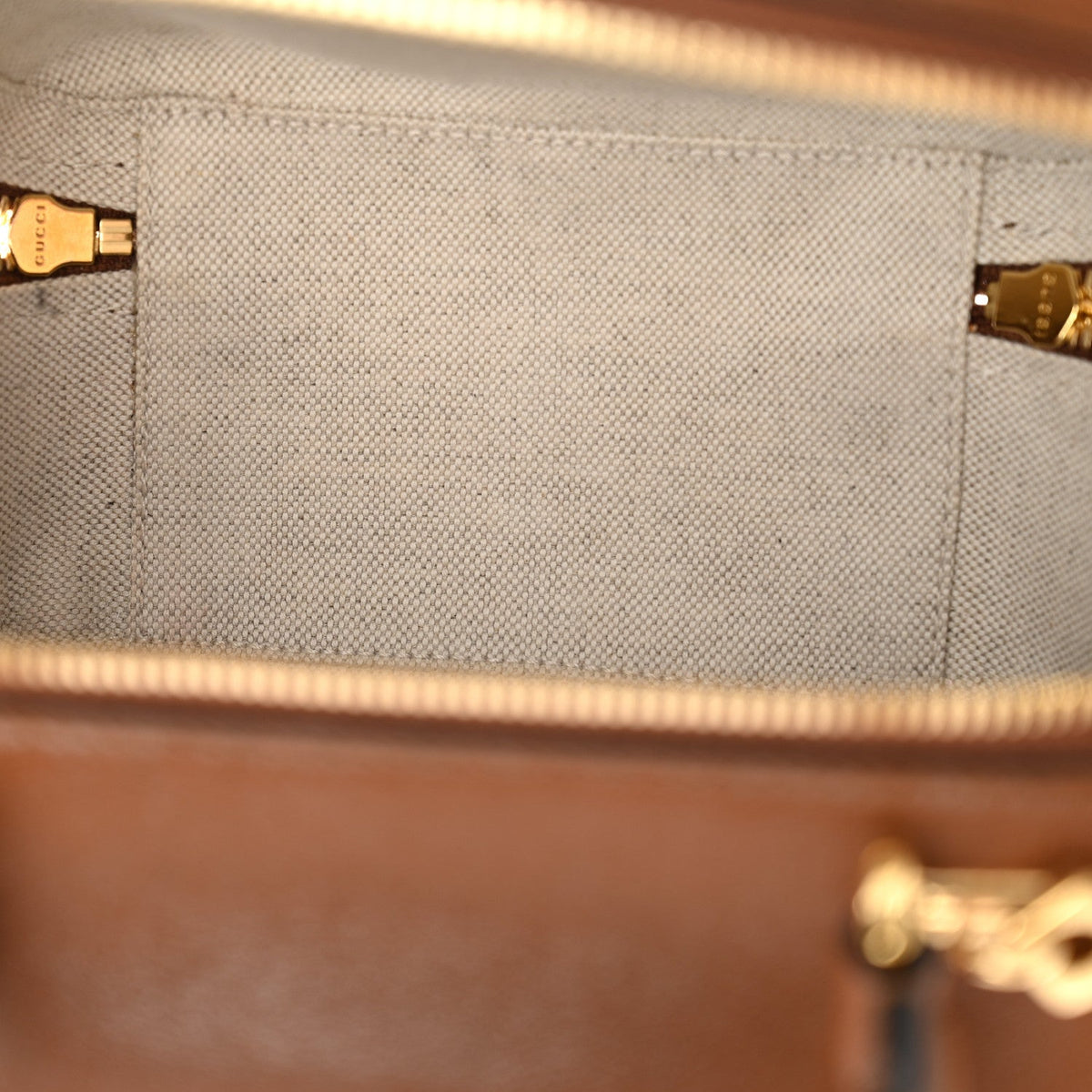 Sakai Be Green Calfskin Diagonal Stitched Blondie Top Handle Bag Cuir