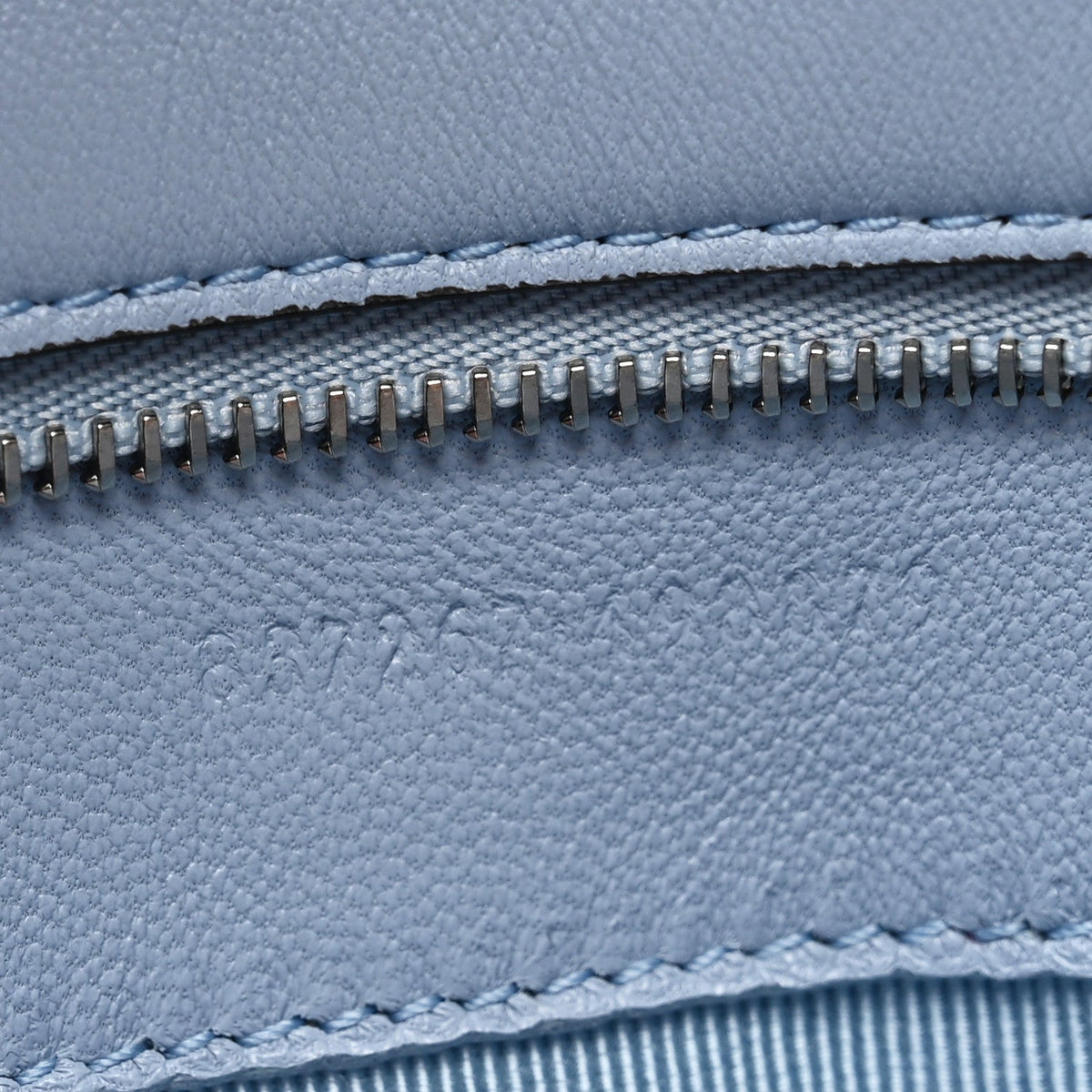 Lambskin Matelasse Medium GG Marmont Shoulder Bag Light Blue