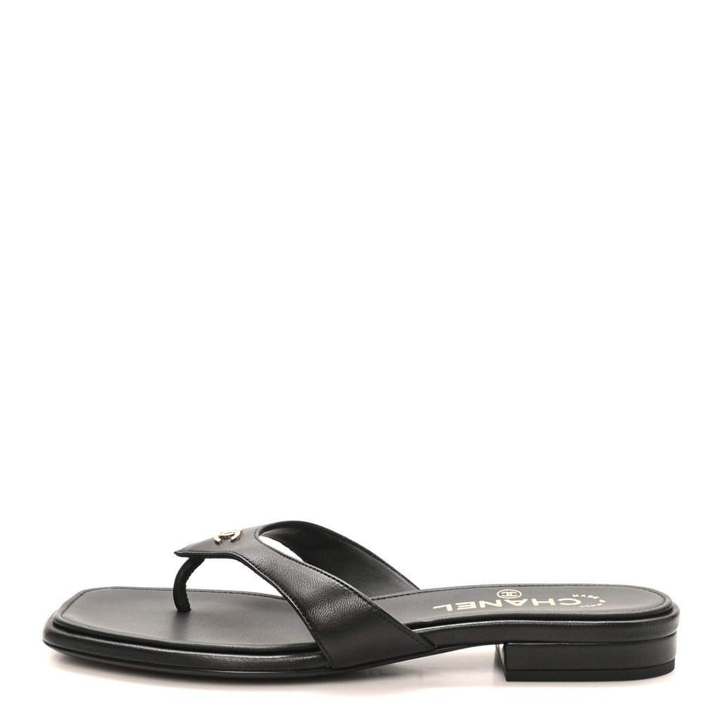 Lambskin CC Thong Sandals 37 Black