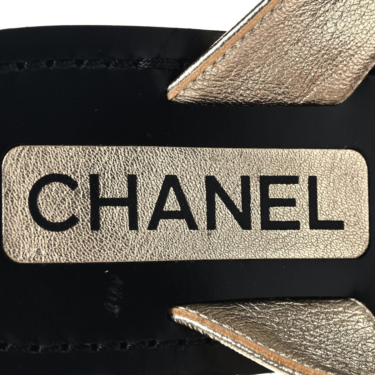 Metallic Laminated Goatskin Grosgrain Bow Pearl Thong Sandals 37 Gold
