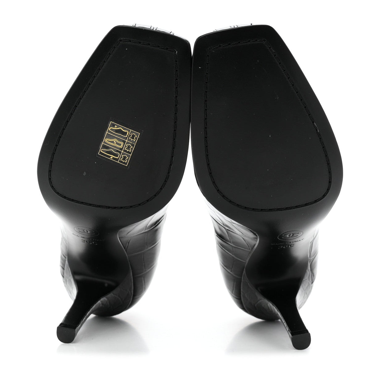 Crocodile Embossed Patent Calfskin Pumps 38.5 Black