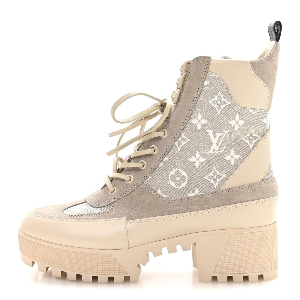 Suede Calfskin Laureate Platform Desert Boots 41 Beige