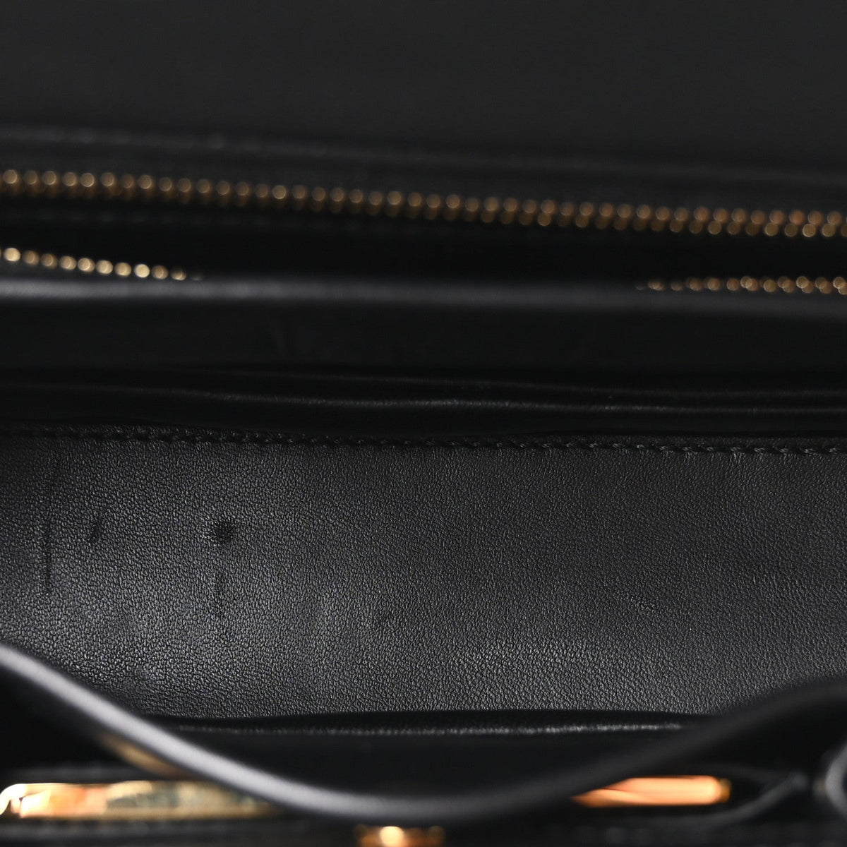 Shiny Polished Calfskin Medium Bamboo Diva Black