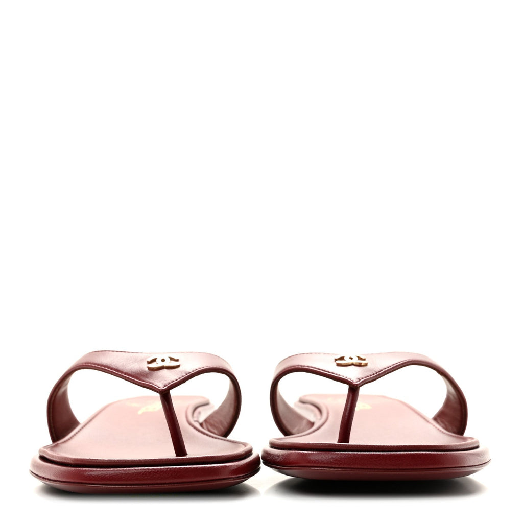 Lambskin CC Thong Sandals 39 Burgundy