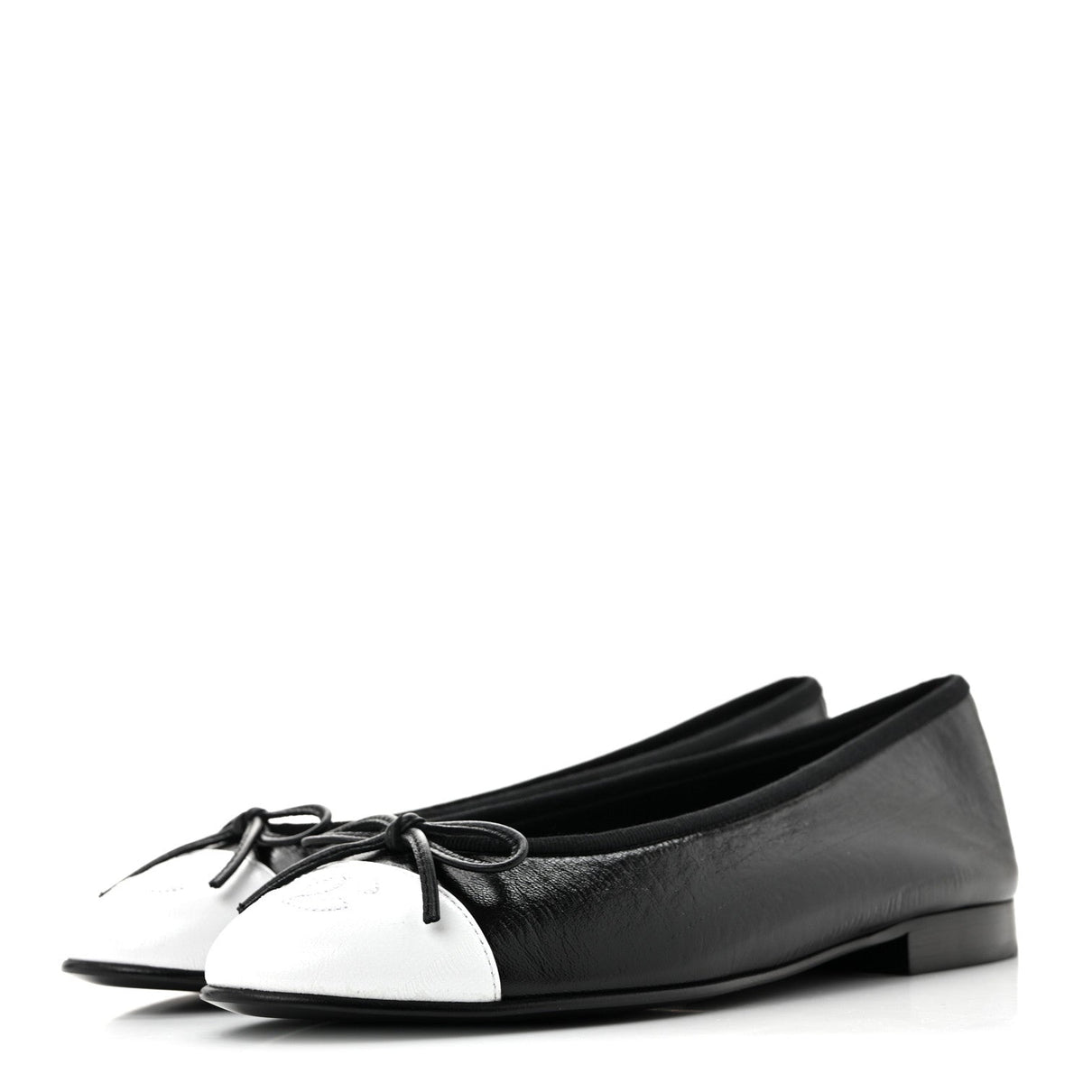 Crumpled Shiny Lambskin Cap Toe CC Ballerina Flats 36.5 Black White 36.5 Black White
