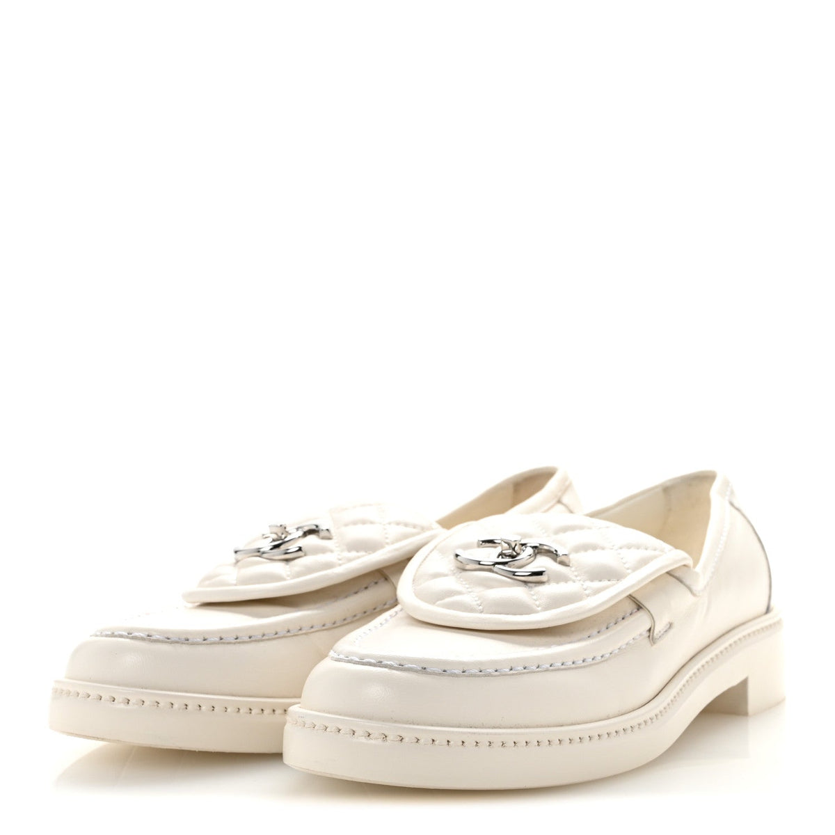 Lambskin Quilted CC Turnlock Loafers 37 White