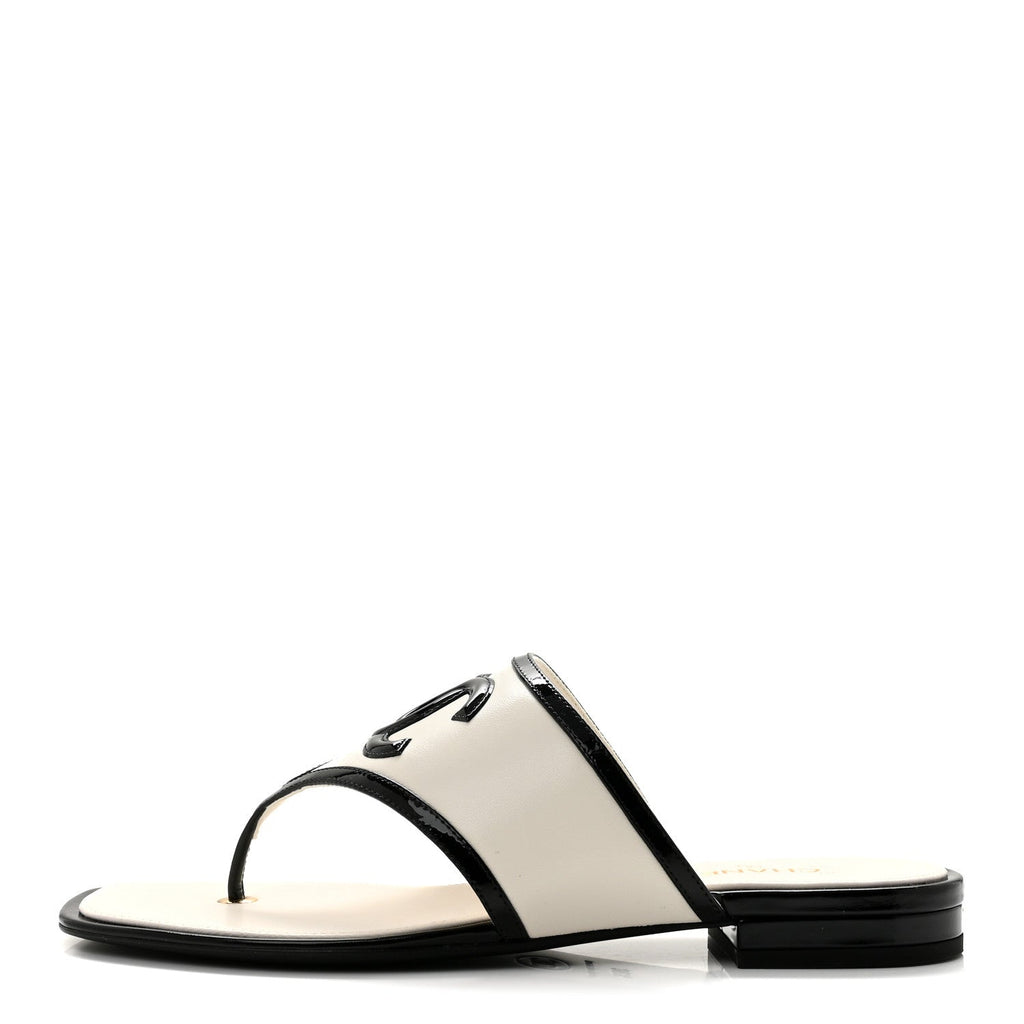 Lambskin Patent Calfskin CC Thong Sandals 38.5 White Black