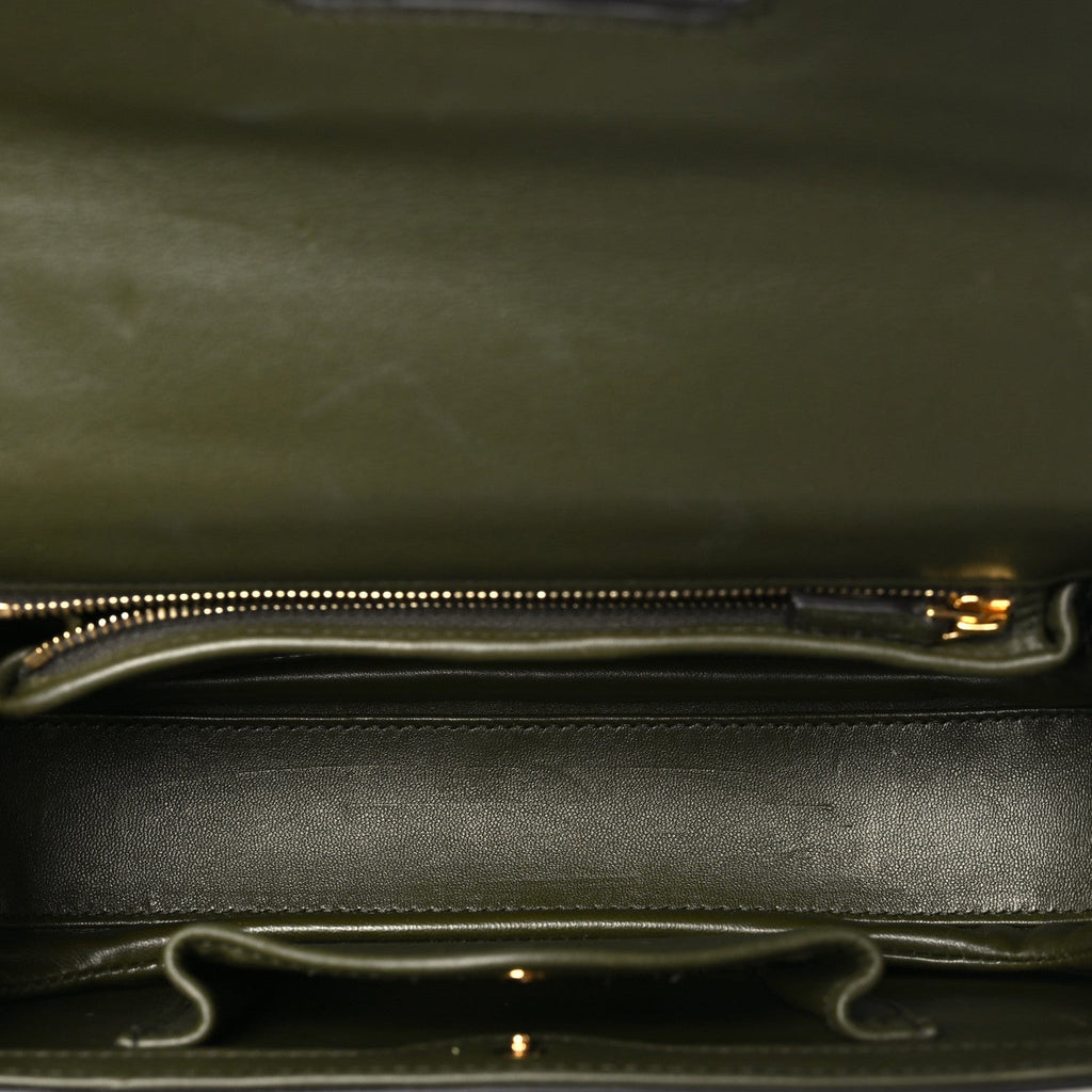 Shiny Polished Calfskin Medium Bamboo Luscious Green