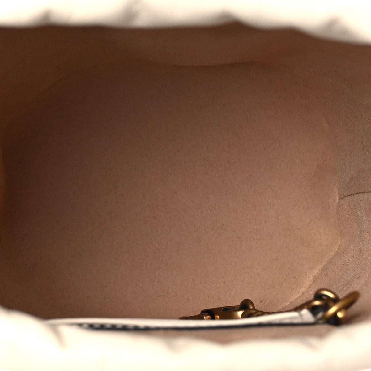 Calfskin Matelasse Mini GG Marmont 2.0 Bucket Bag White