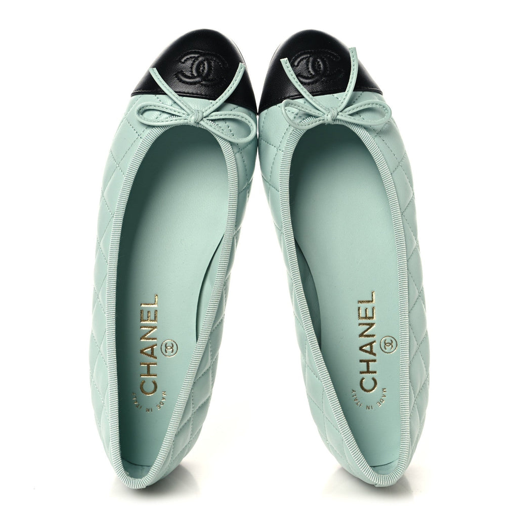Lambskin Quilted CC Cap Toe Ballerina Flats 37 Light Blue Black