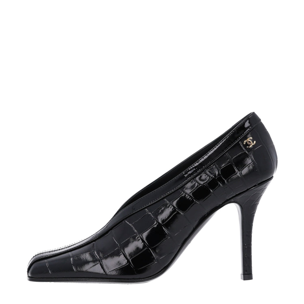 Crocodile Embossed Patent Calfskin Pumps 37.5 Black