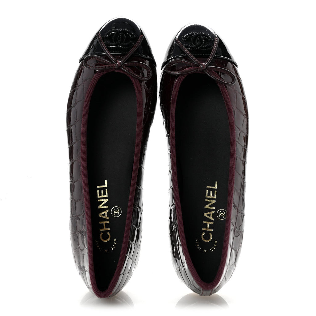 Crocodile Embossed Patent Calfskin Cap Toe CC Ballerina Flats 37.5 Dark Burgundy Black