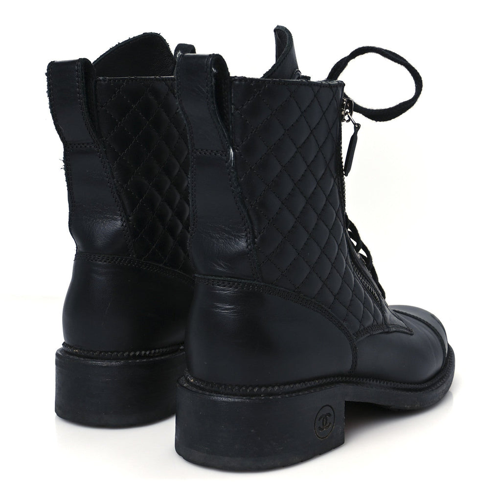 Calfskin Quilted Lace Up Combat Boots 39 Black