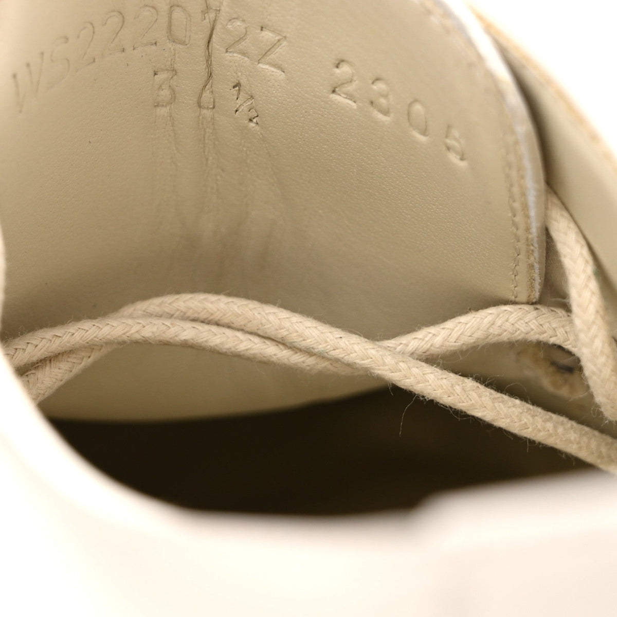 Glossed Calfskin First Derby 36.5 Beige Glaise