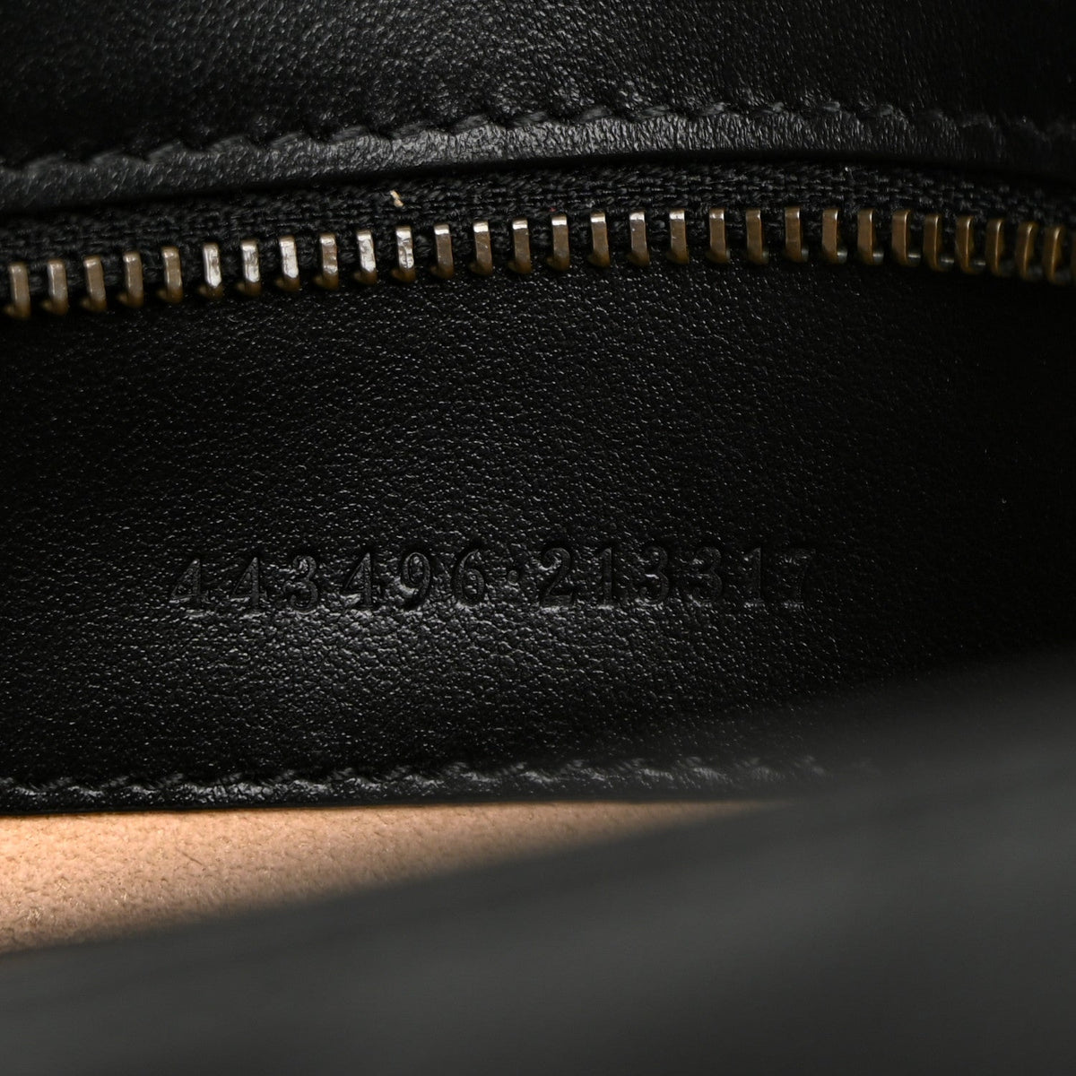 Calfskin Matelasse Medium GG Marmont Shoulder Bag Black