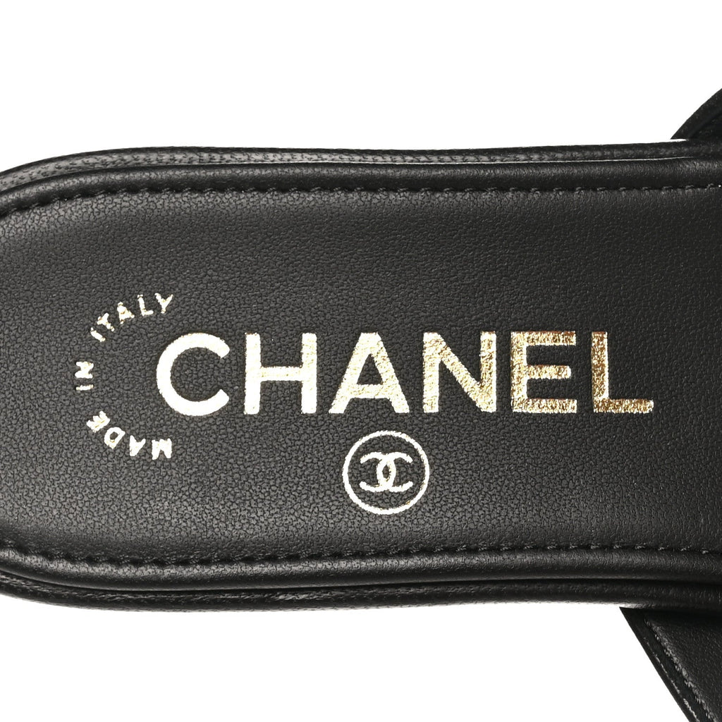 Lambskin CC Thong Sandals 37 Black