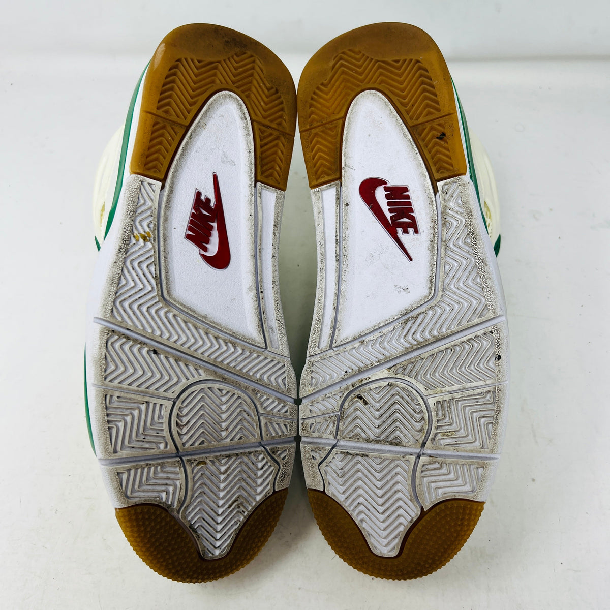 Jordan 4 Retro SB Pine Green