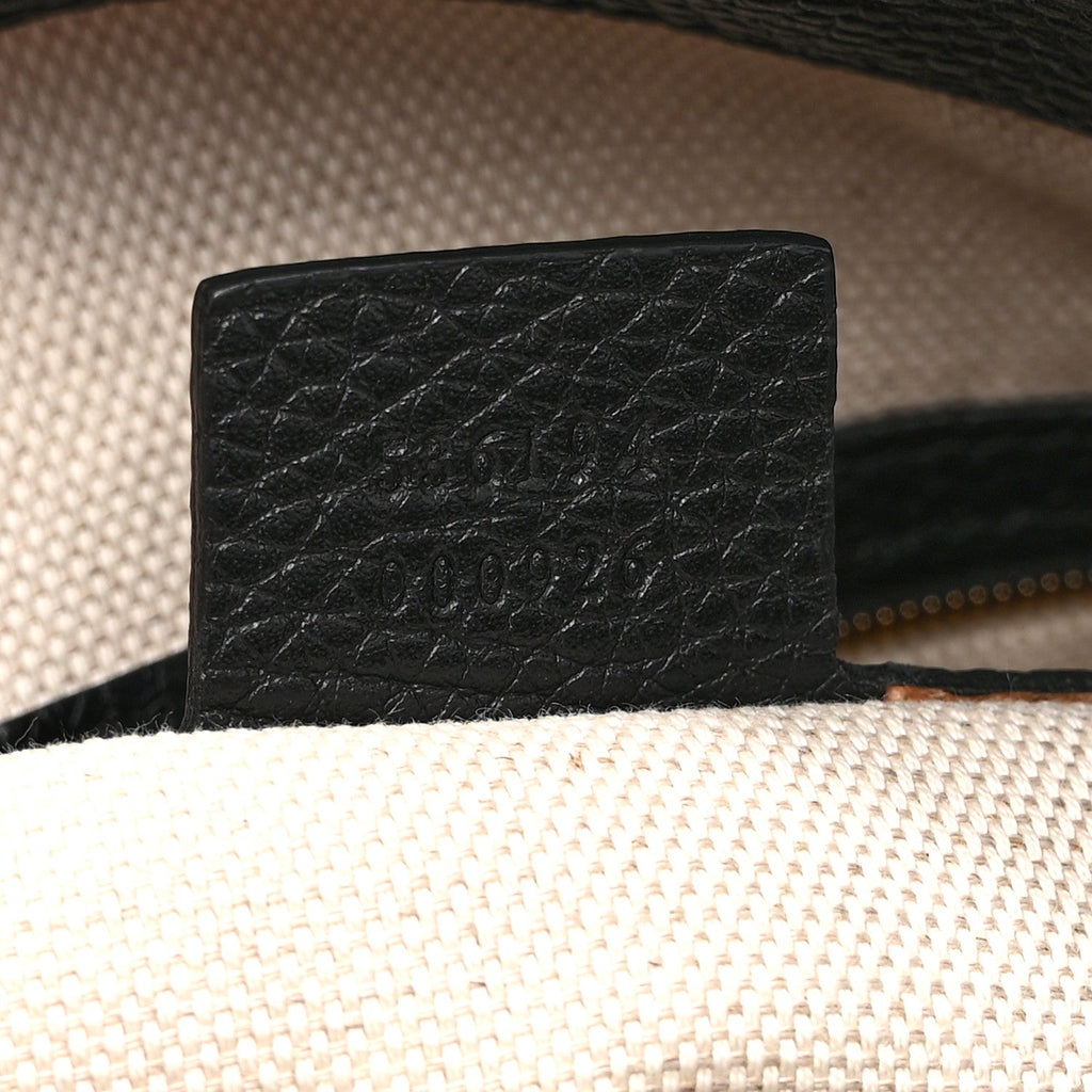 Pebbled Calfskin Large Soho Hobo Black