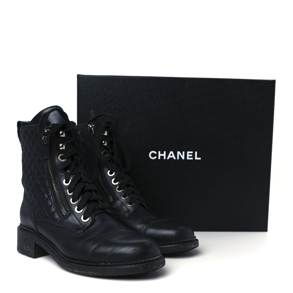 Calfskin Quilted Lace Up Combat Boots 39 Black